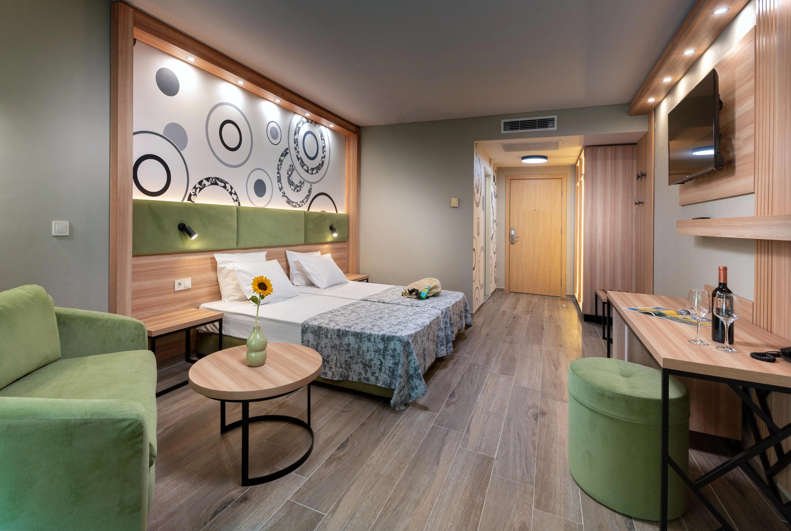 Photo - Diamond Hotel