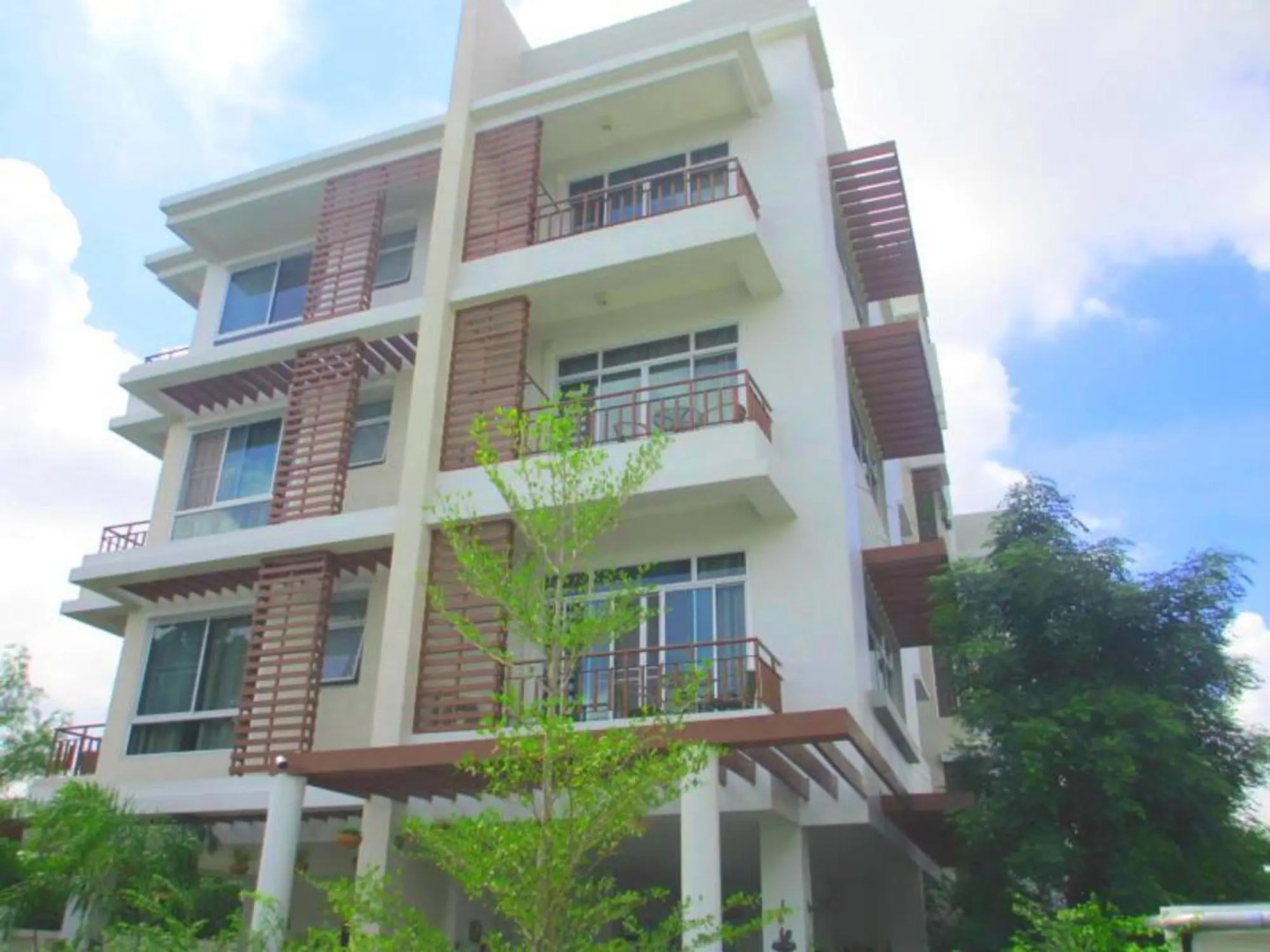 Photo - The Meet Green Apartment