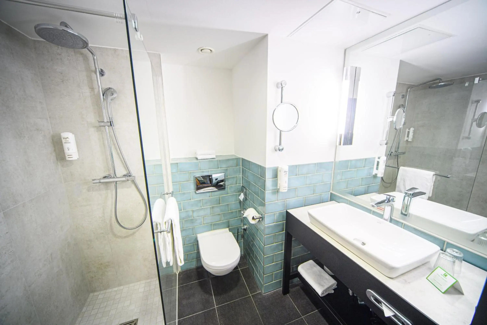 Photo - B&B HOTEL Barcelona Mollet