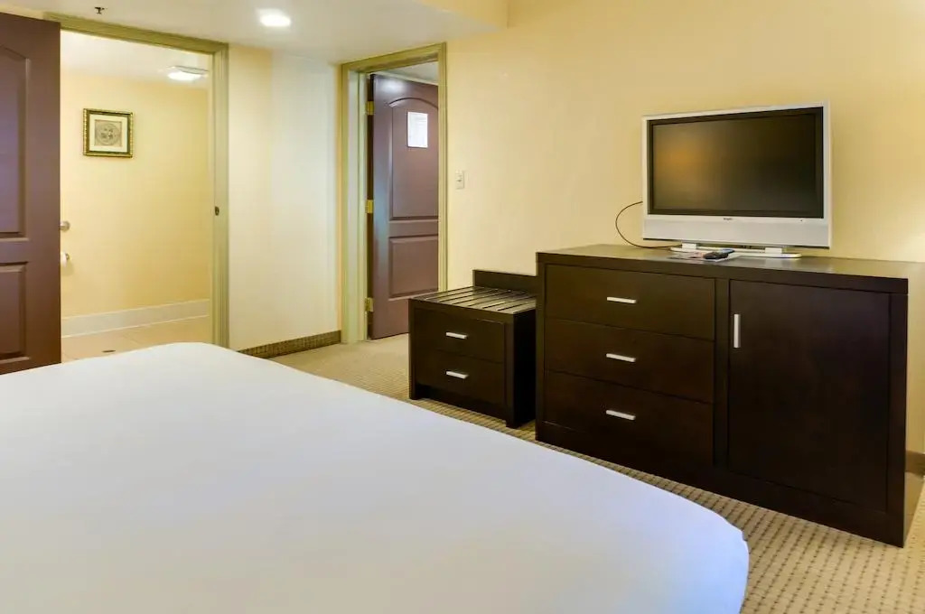 Foto - The Buena Park Grand Hotel & Suites