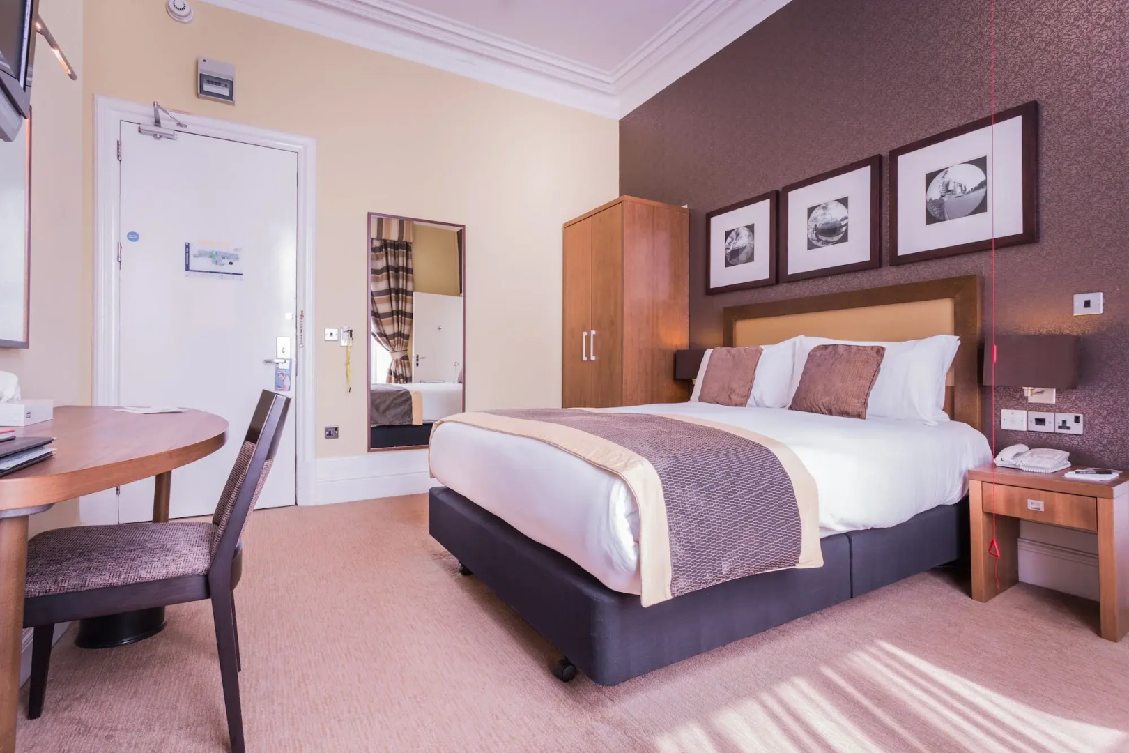 Photo - Royal Station Hotel- Part of the Cairn Collection
