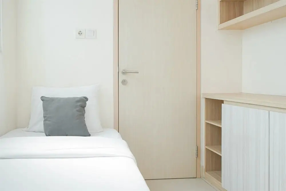 Modern Look And Homey 2Br Apartment Tree Park City Bsd