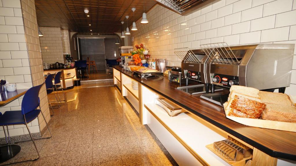 Foto - Crestfield Hotel