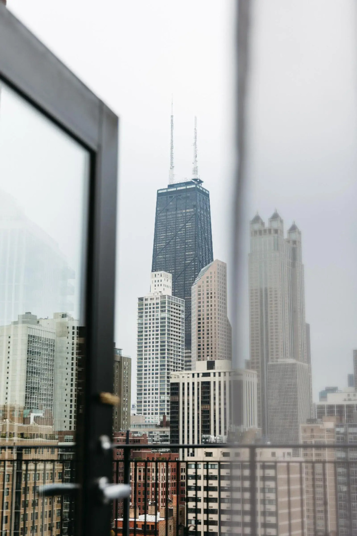 Photo - Ambassador Chicago