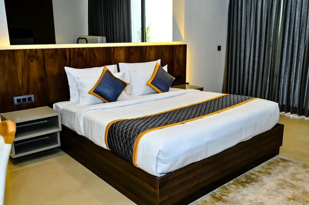 The Zims Luxor Resort