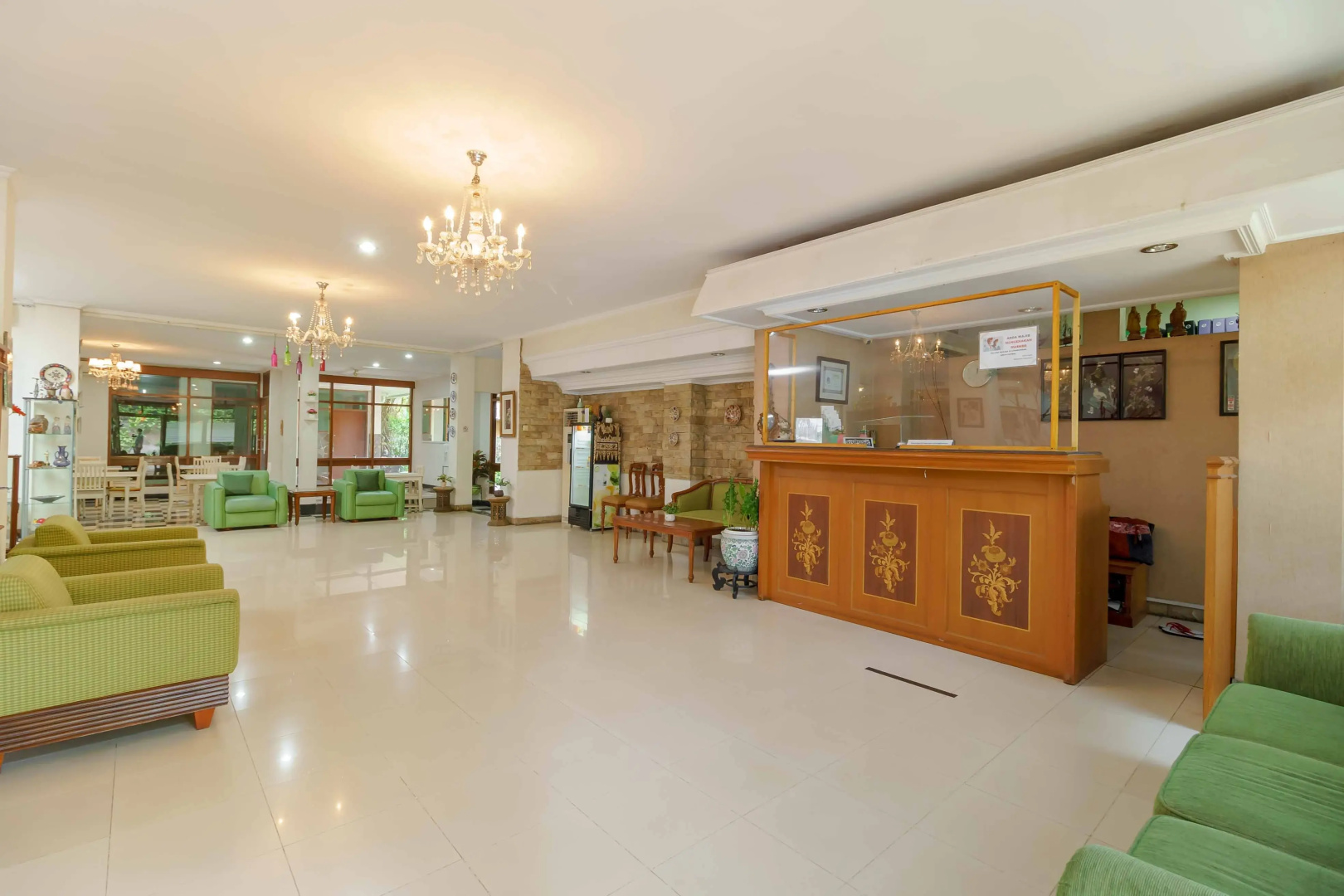Foto - RedDoorz Plus near Kemang Raya
