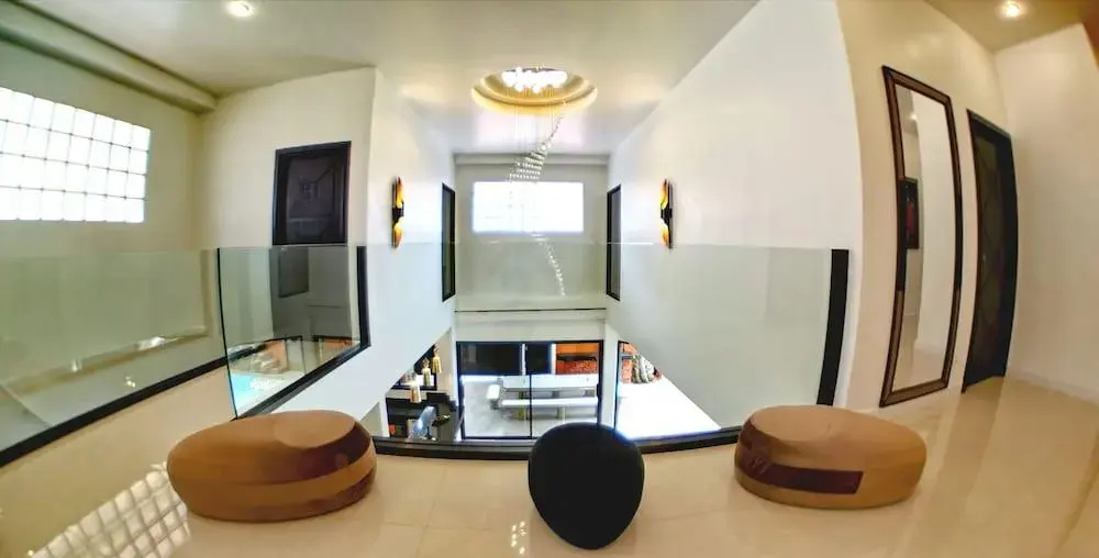 Foto - TUCHELAND Luxury Pool Villa Pattaya Walking Street