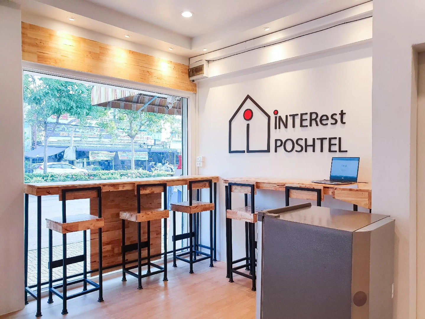 Photo - INTERest POSHTEL