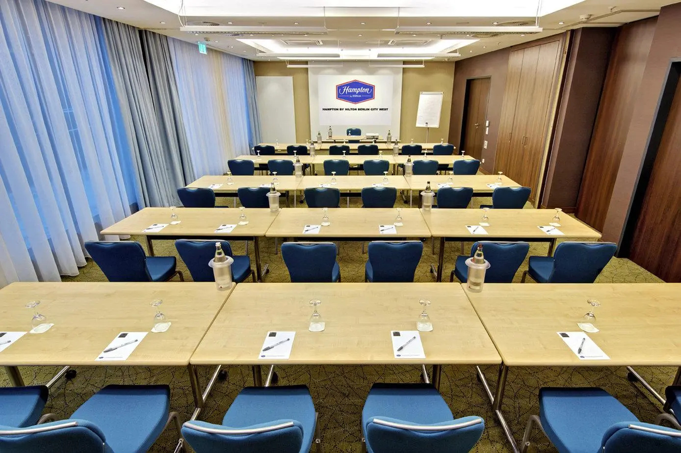 Foto - Hampton by Hilton Berlin City West