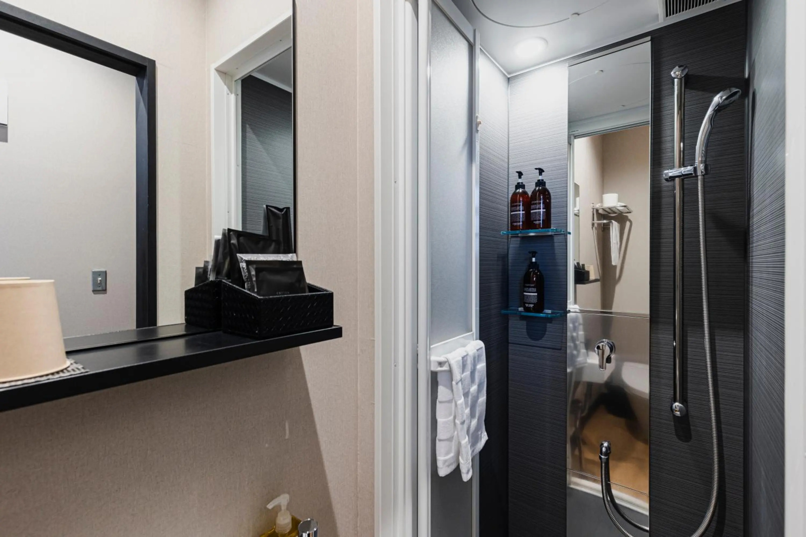 Photo - H Hotel