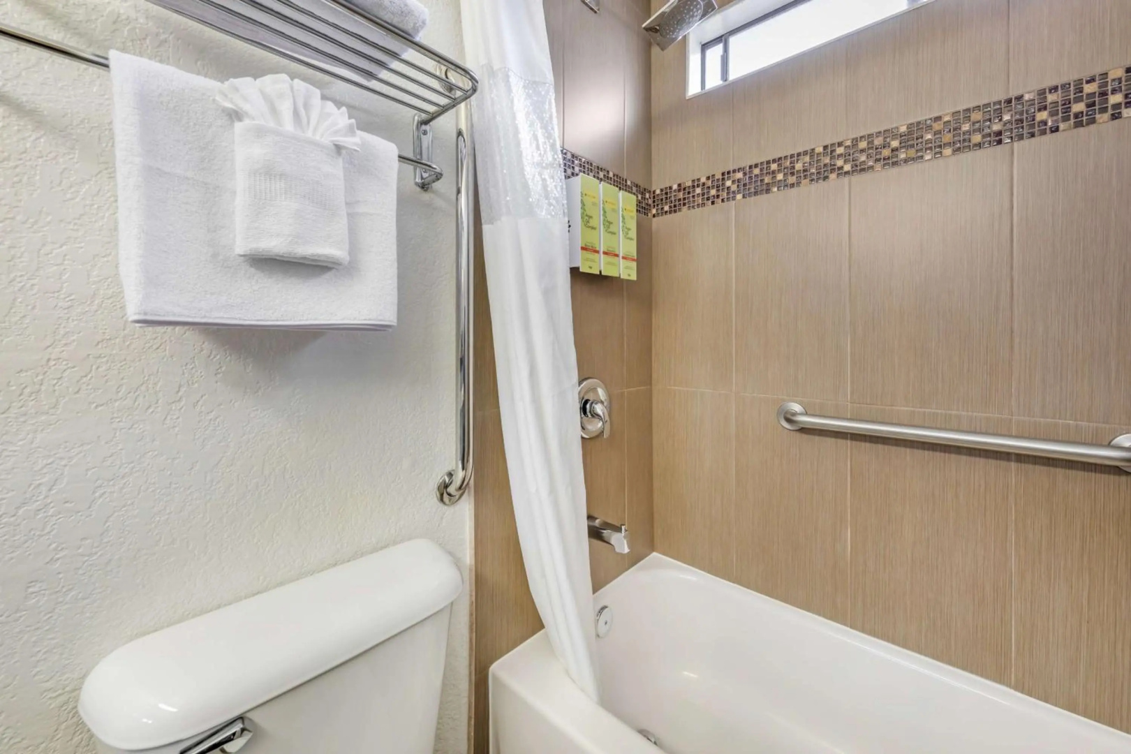 Photo - Best Western Americana Inn