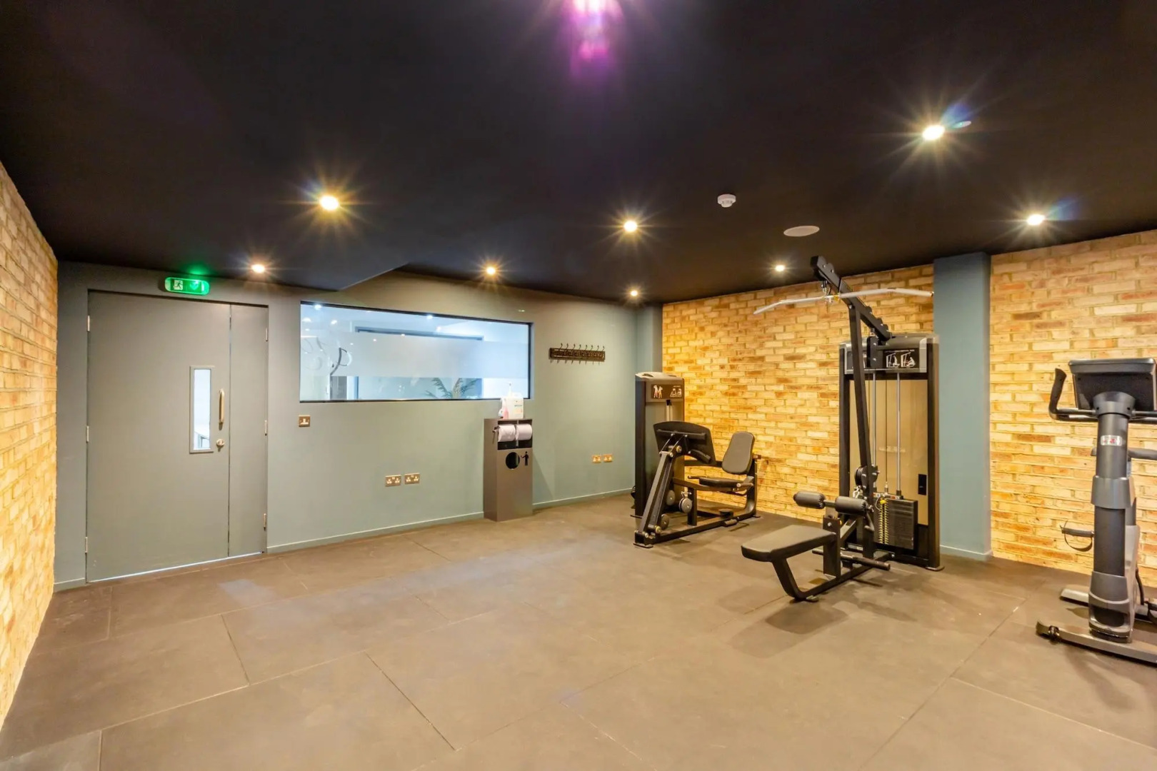 Foto - The Wesley Euston