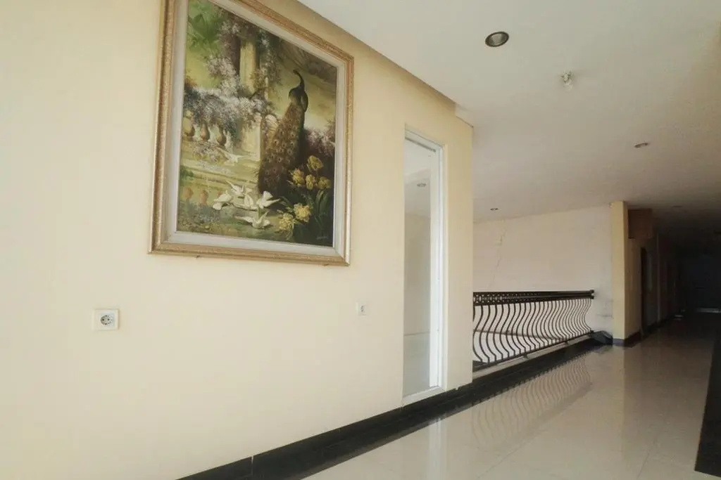Foto - RedDoorz Plus near Green Pramuka Square Mall