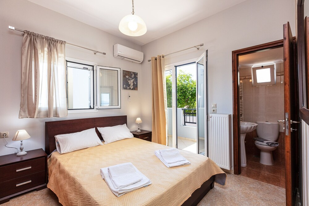 Photo - Helena's Aparthotel