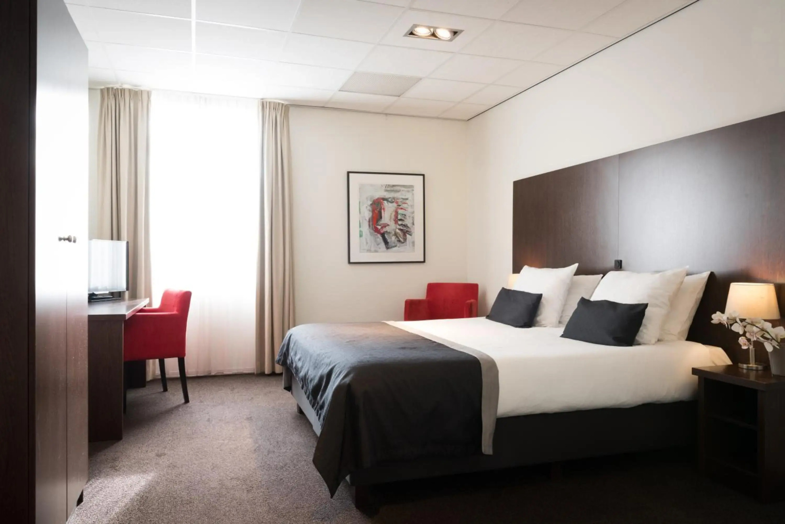 Photo - Sandton Eindhoven Centre - Private parking