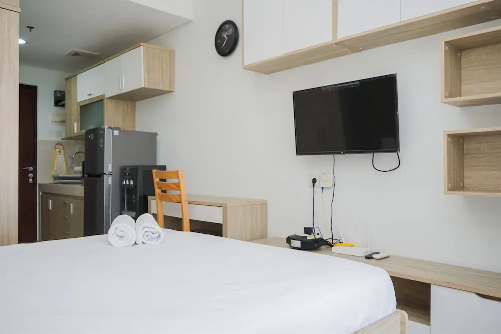 Homey and Simply Studio at Springwood Residence Tangerang Apartment