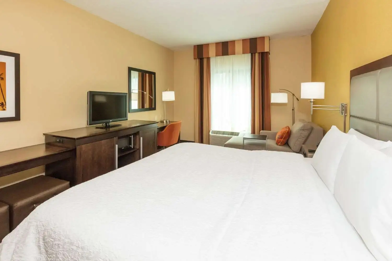 Photo - Hampton Inn Suites Jacksonville Airport