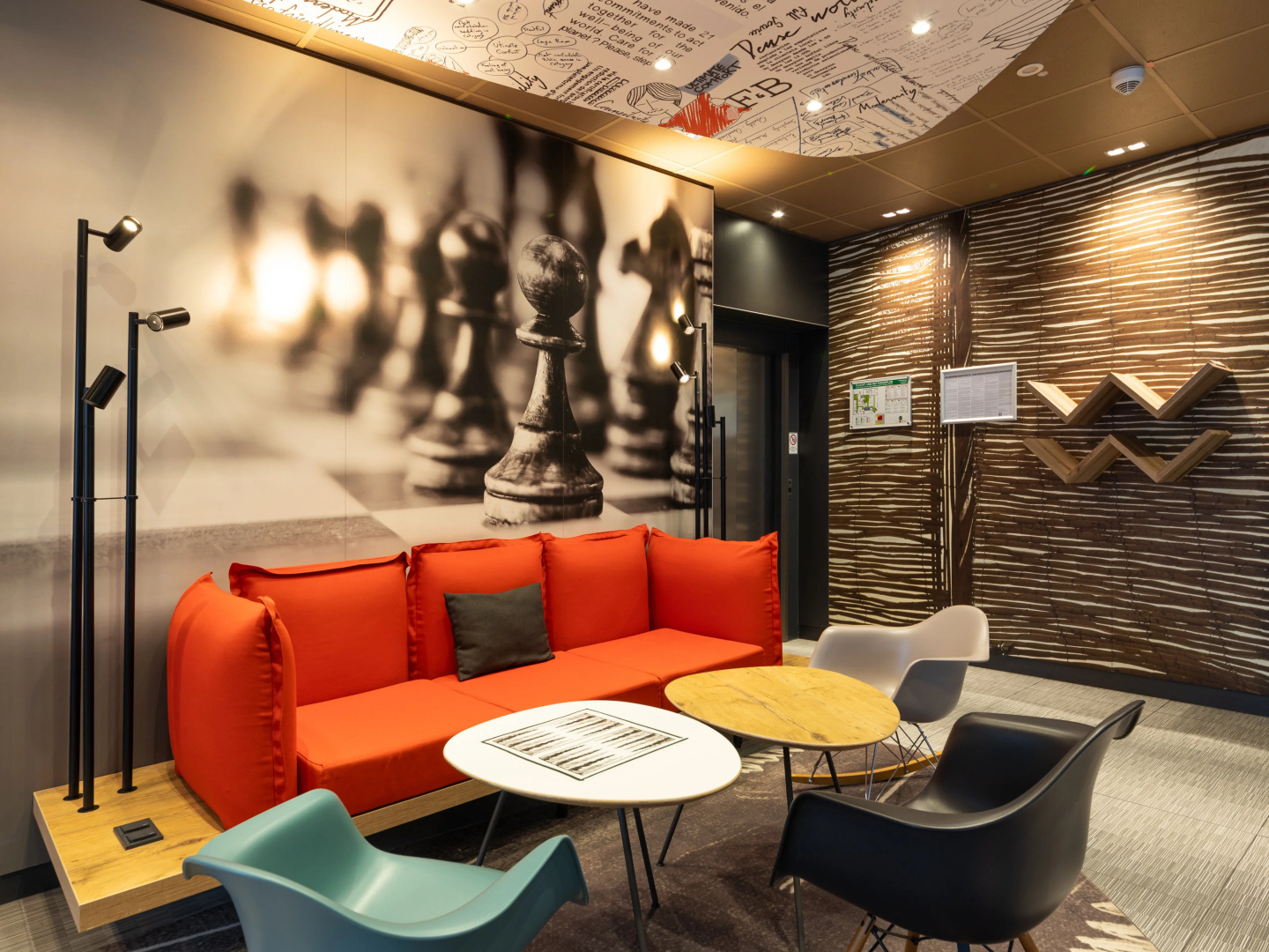 Foto - B&B HOTEL Wuppertal-City