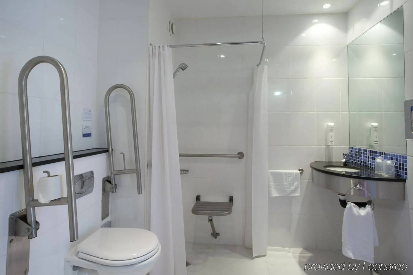 Foto - B&B HOTEL Girona 3