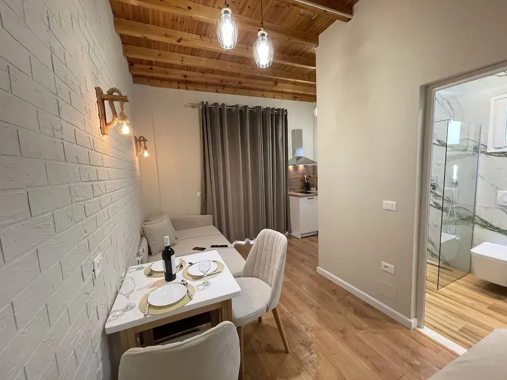 Photo - Arial Penthouse Suites