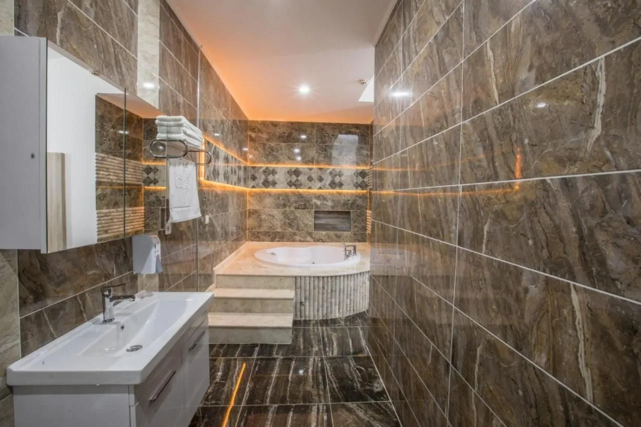 Photo - Elanis Suites