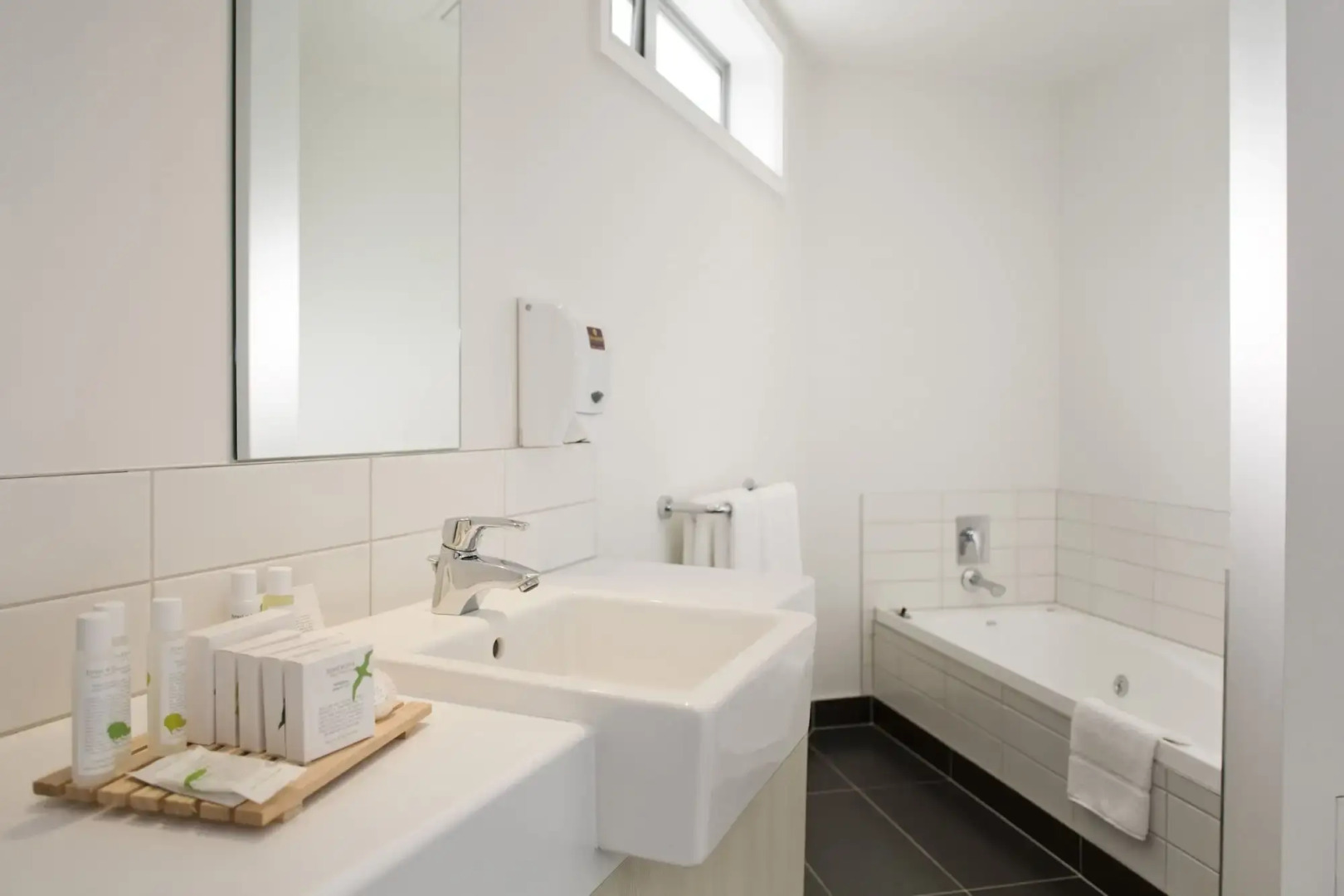 Photo - Oaks Auckland Hotel