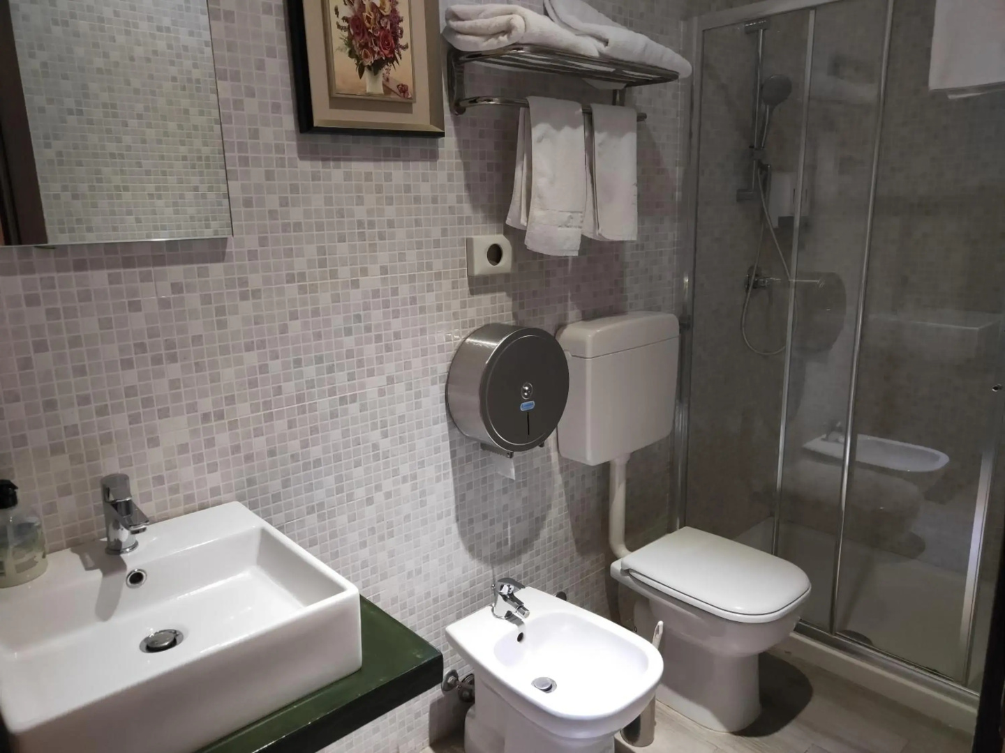 Photo - Igiban Hotel