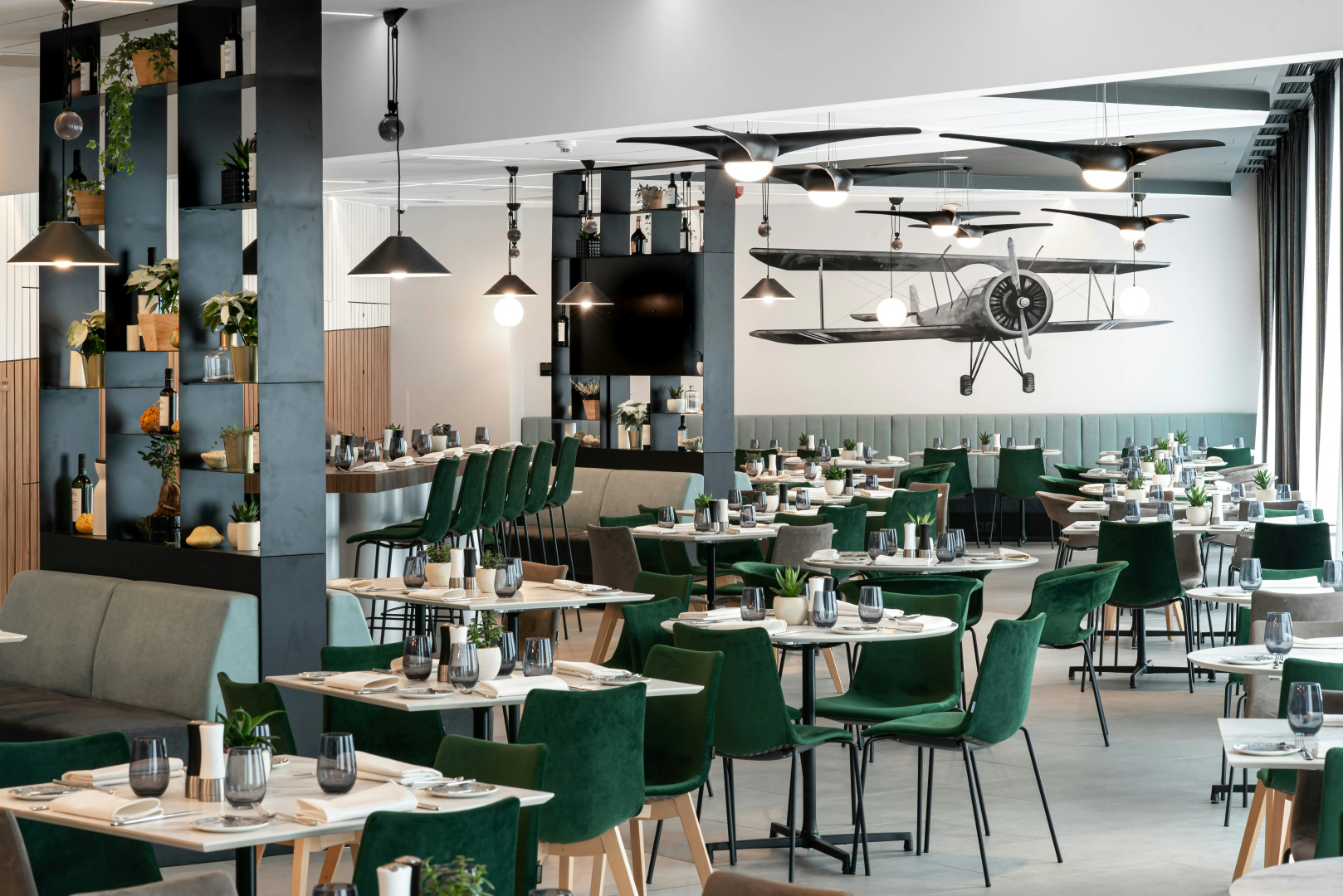Photo - Hilton Garden Inn Bucharest Airport
