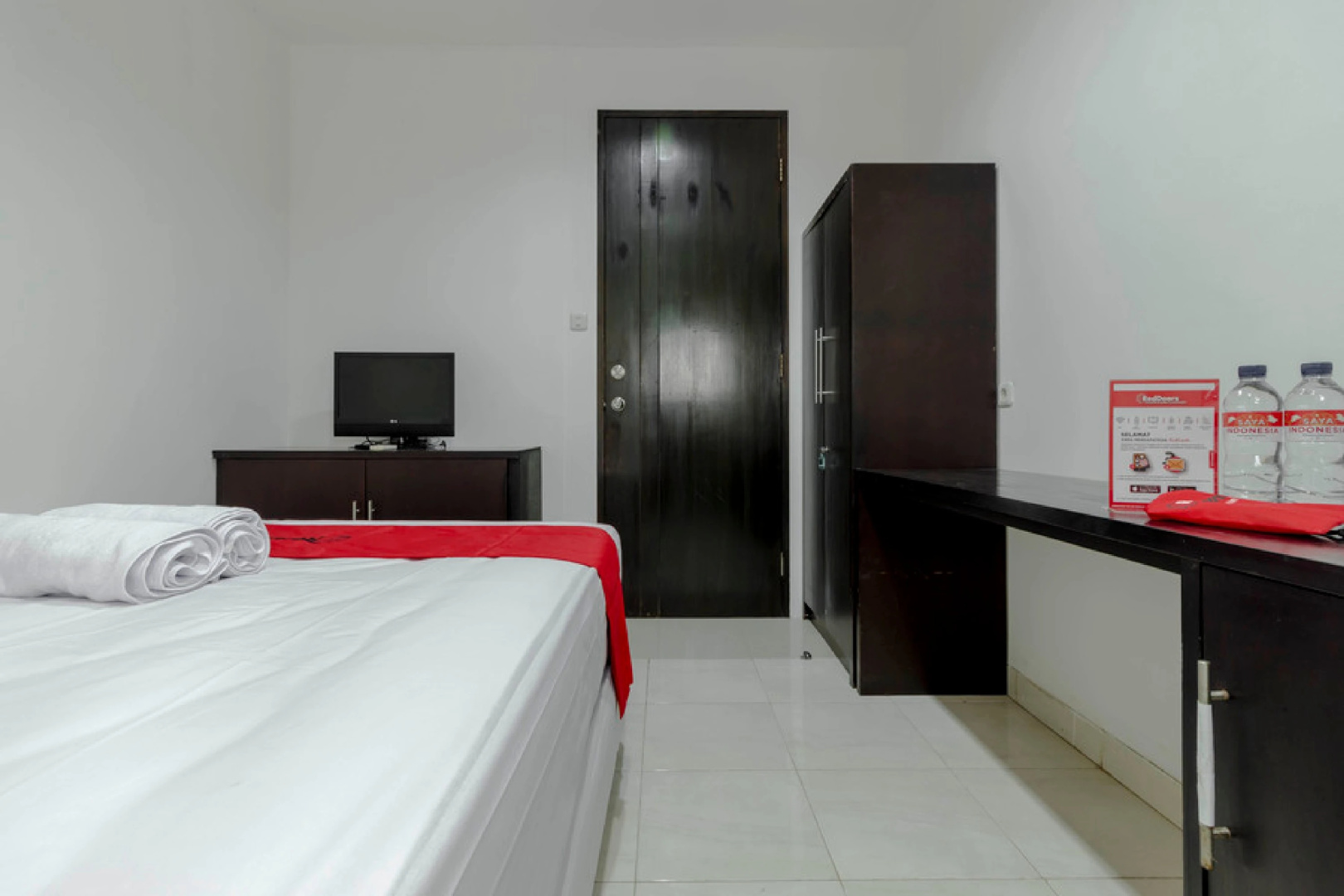 Foto - RedDoorz Plus @ Pasar Baru