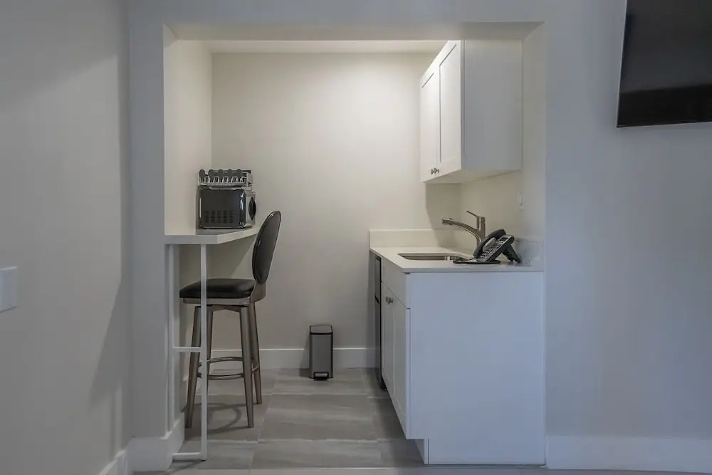 Photo - The Biscayne Hotel