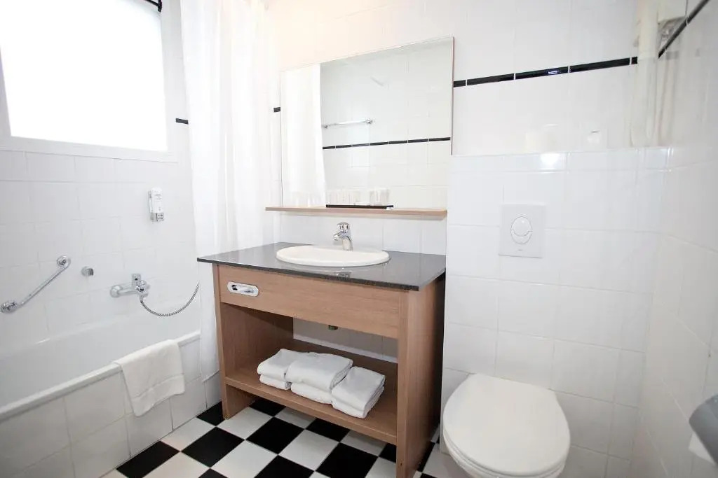 Photo - Theater Hotel