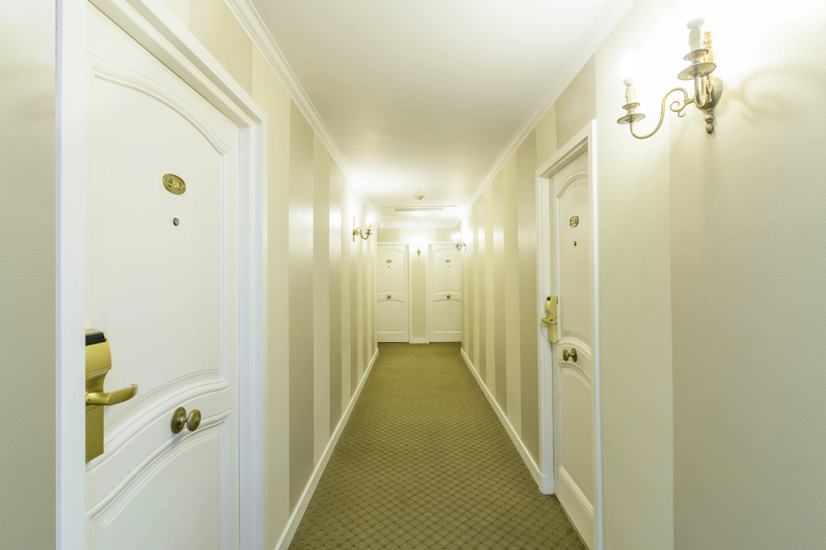 Photo - Claridge Hotel