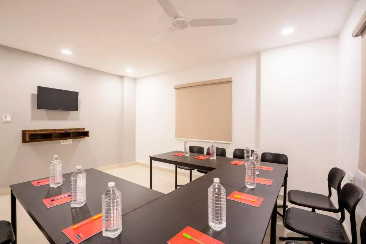 Photo - Treebo De Alphabet Gachibowli