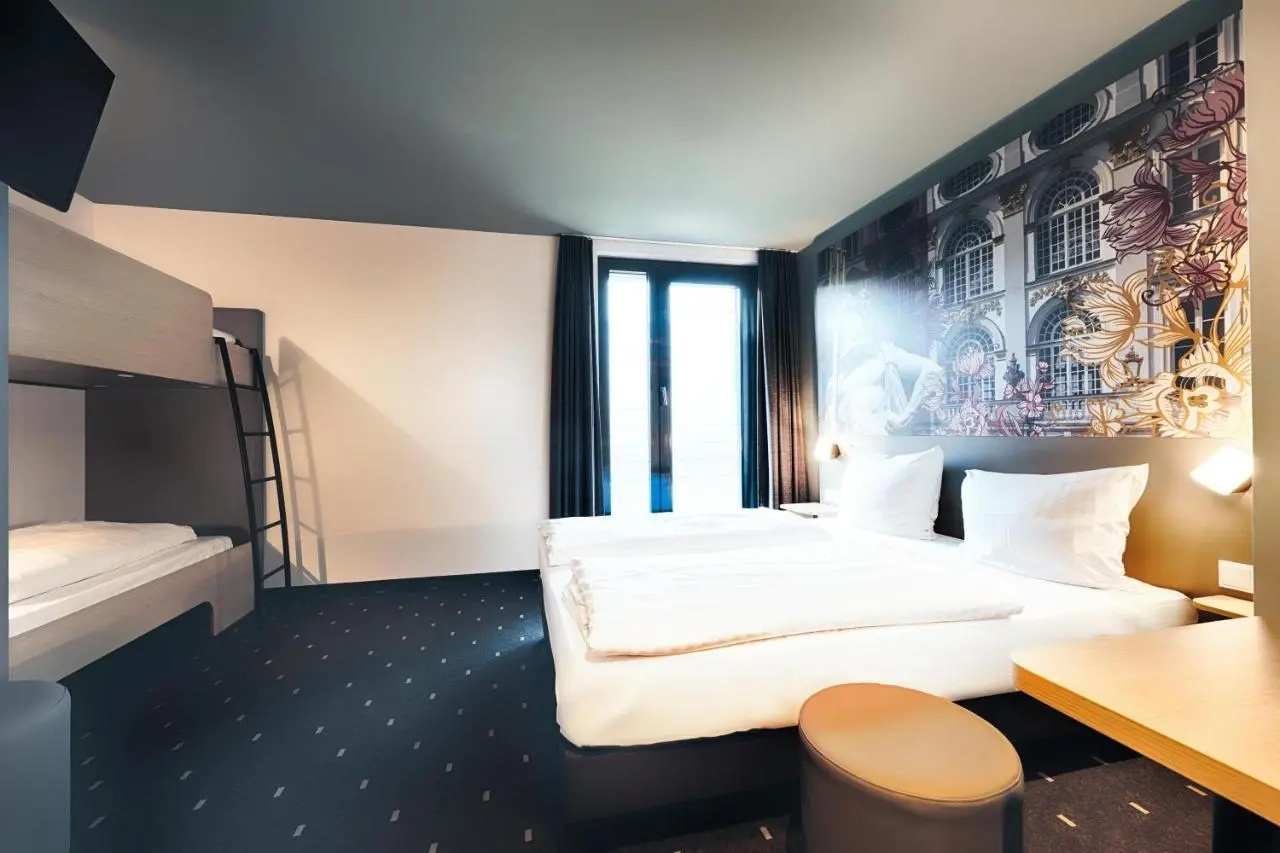 Foto - B&B Hotel München-Moosach