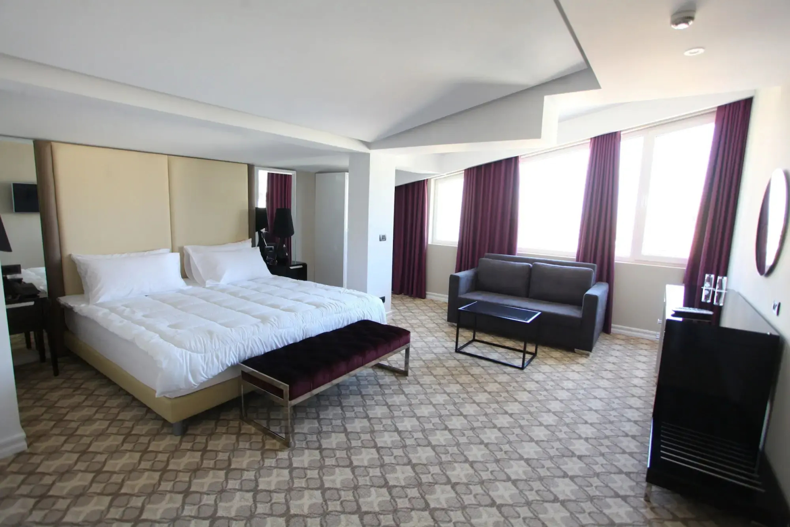 Foto - Senator Hotel