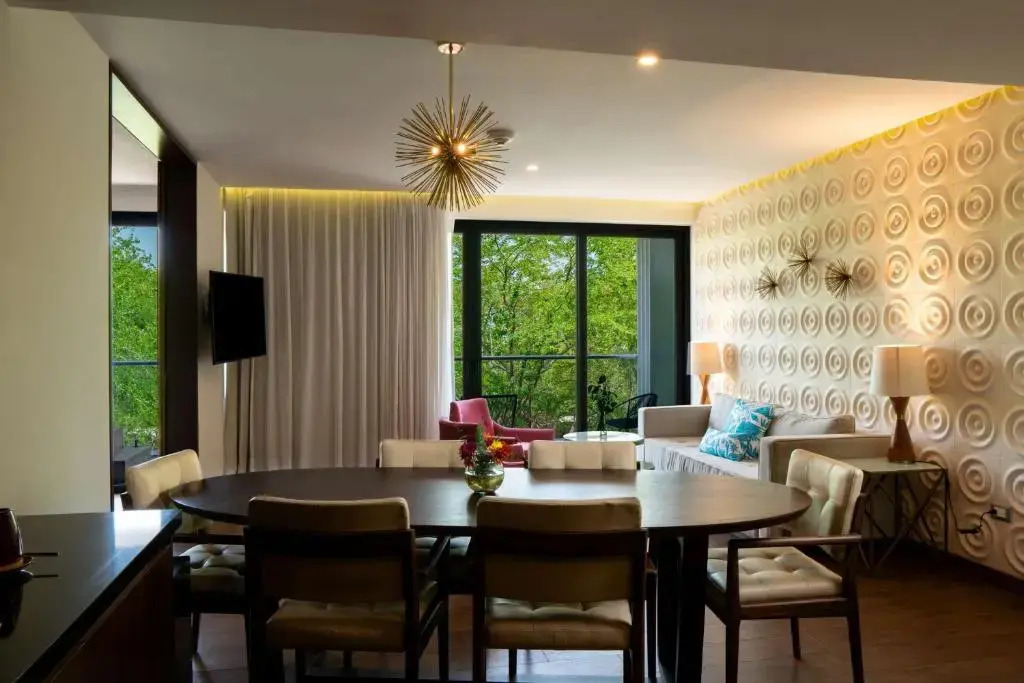 Foto - The Fives Downtown Hotel & Residences, Curio Collection by Hilton