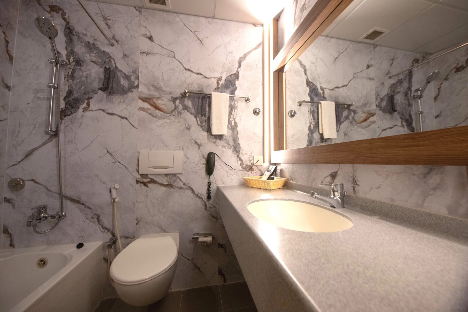 Photo - Ramee Guestline Hotel Qurum
