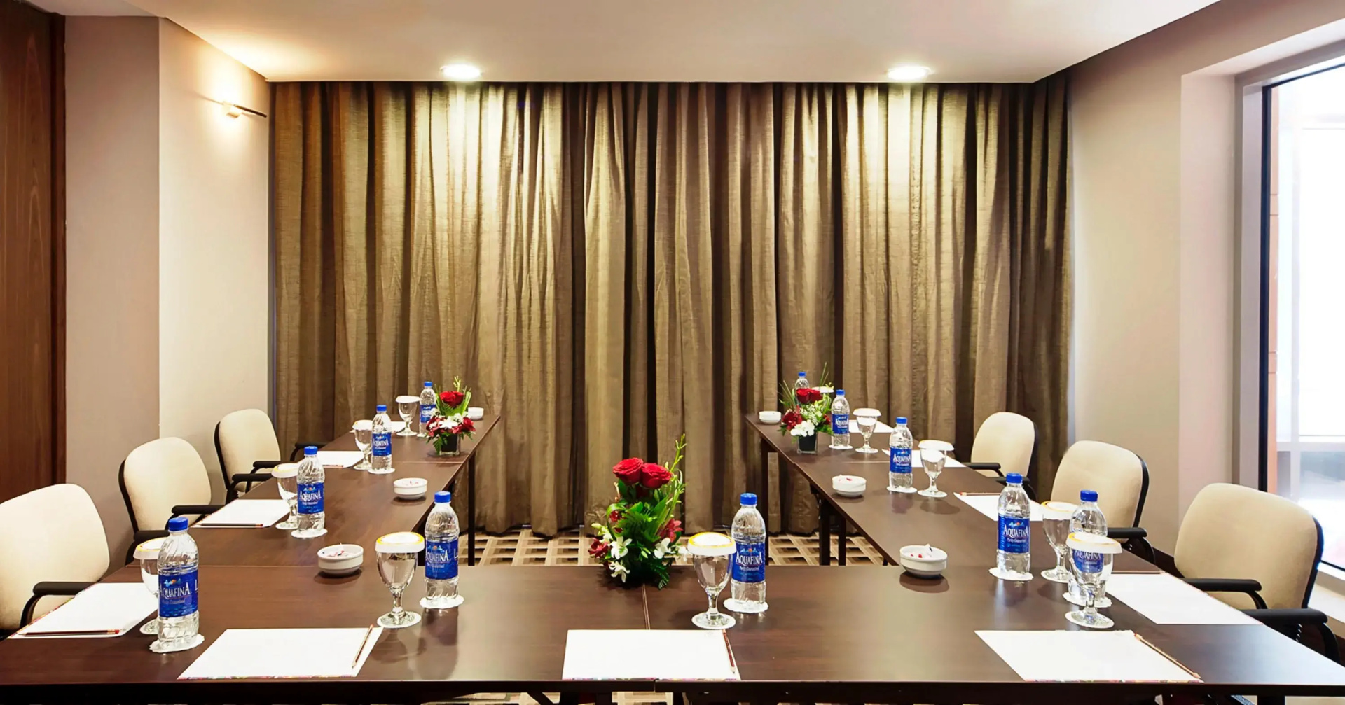 Photo - Oaks Liwa Executive Suites