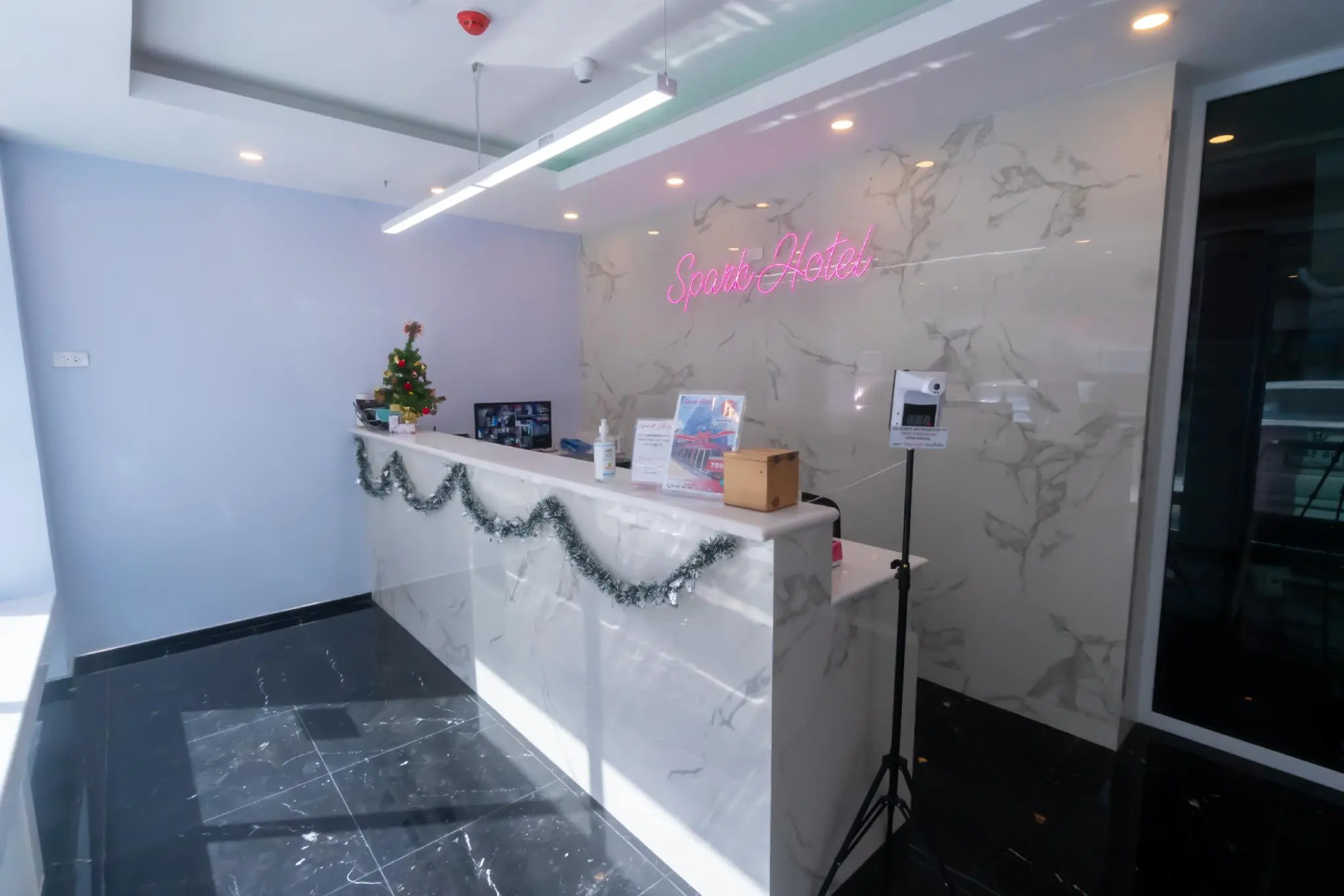 Foto - Spark Hotel - MRT Queen Sirikit - SHA Extra Plus Certified