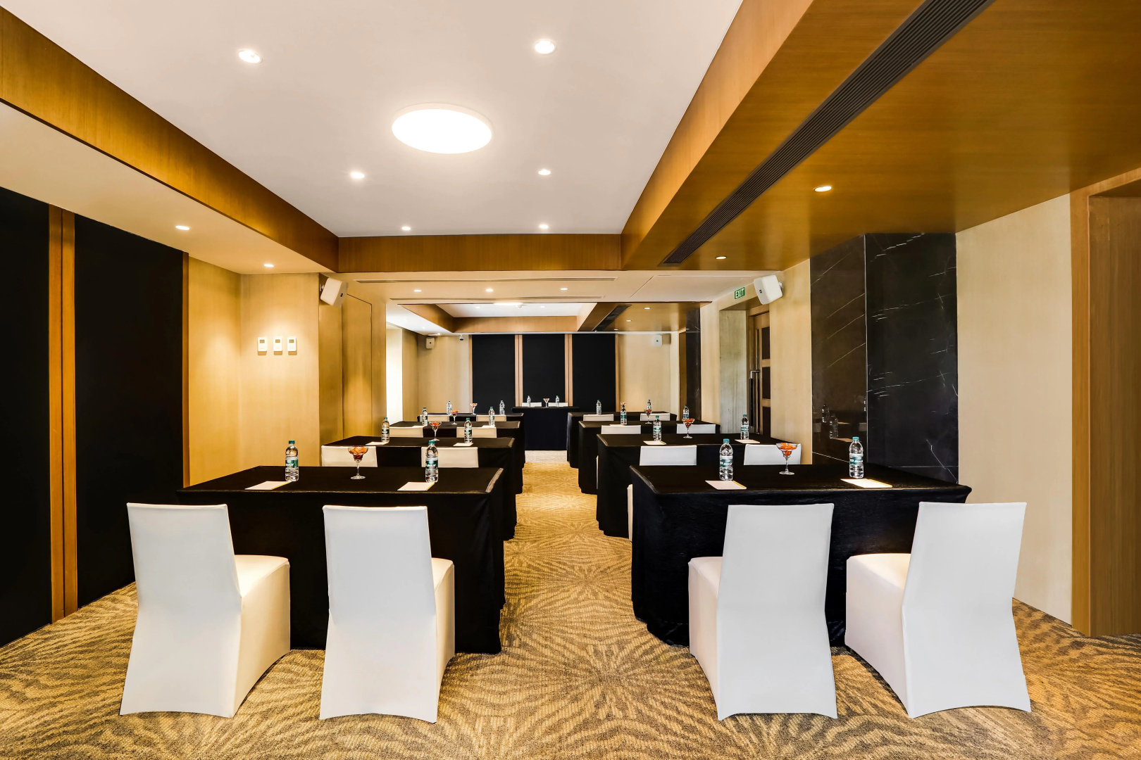 Photo - Lemon Tree Hotel Viman Nagar Pune