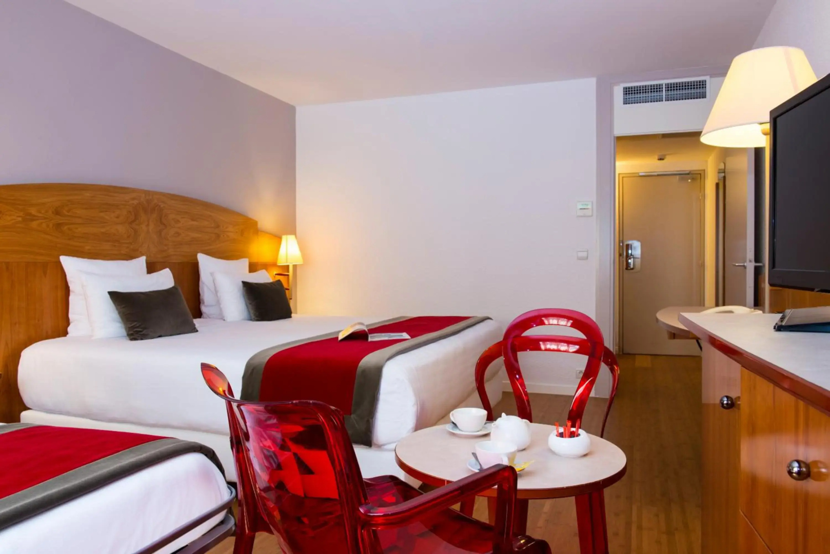 Photo - C Suites