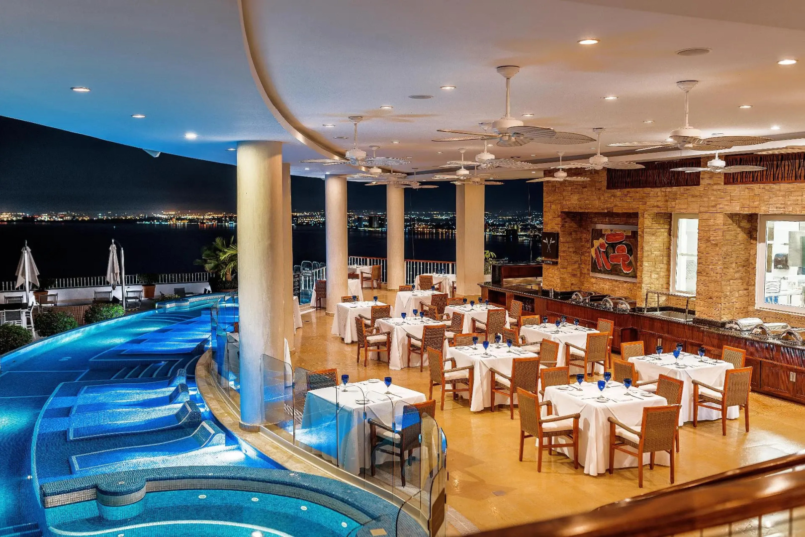 Foto - Grand Miramar All Luxury Suites & Residences