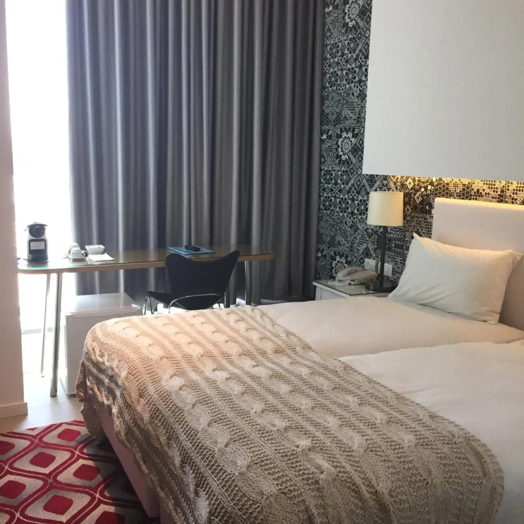 Photo - Metropolitan Hotel