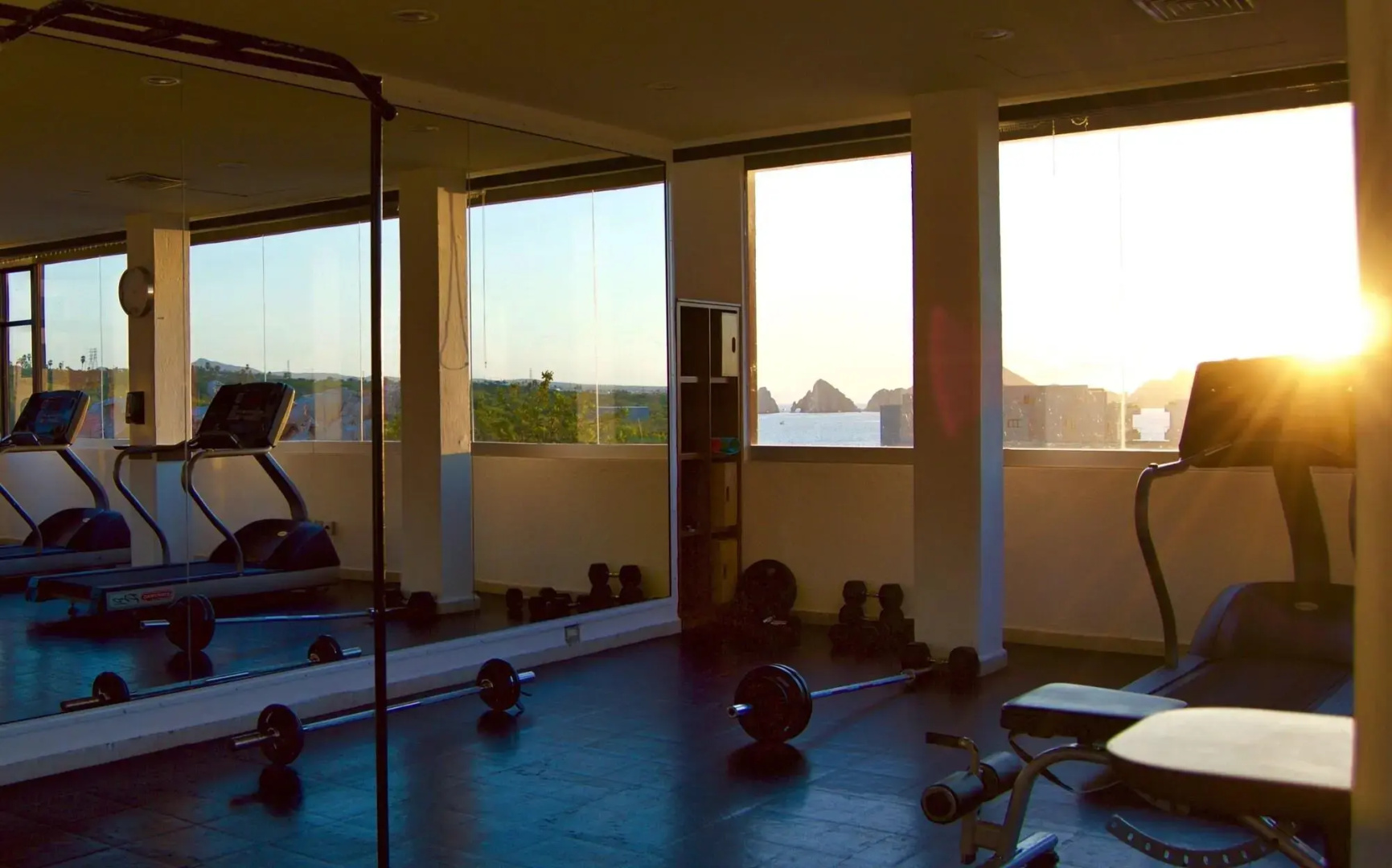 Photo - Sunrock Hotel & Suites