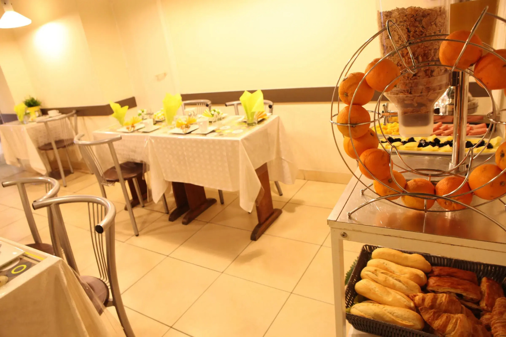 Photo - Sun Hotel