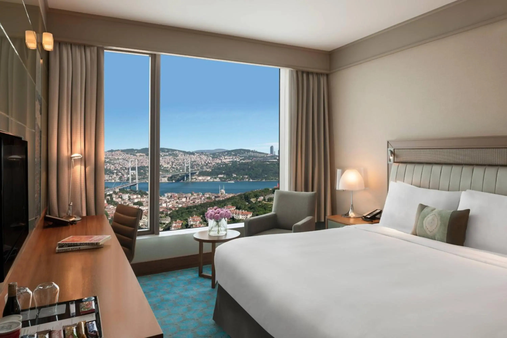 Foto - Renaissance Istanbul Polat Bosphorus Hotel