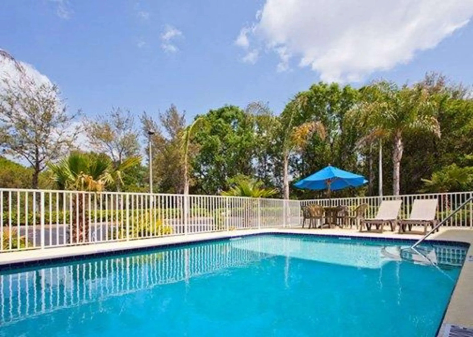 Foto - Econo Lodge Wesley Chapel I-75