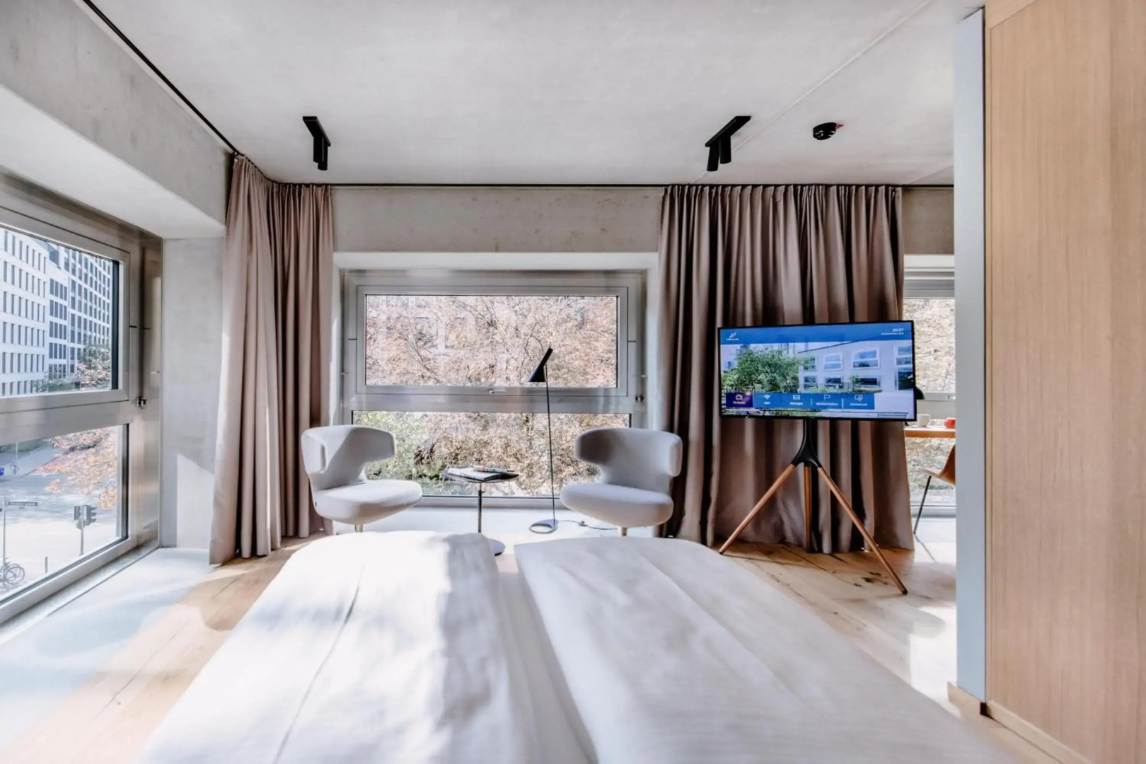 Foto - THE FLAG West M.