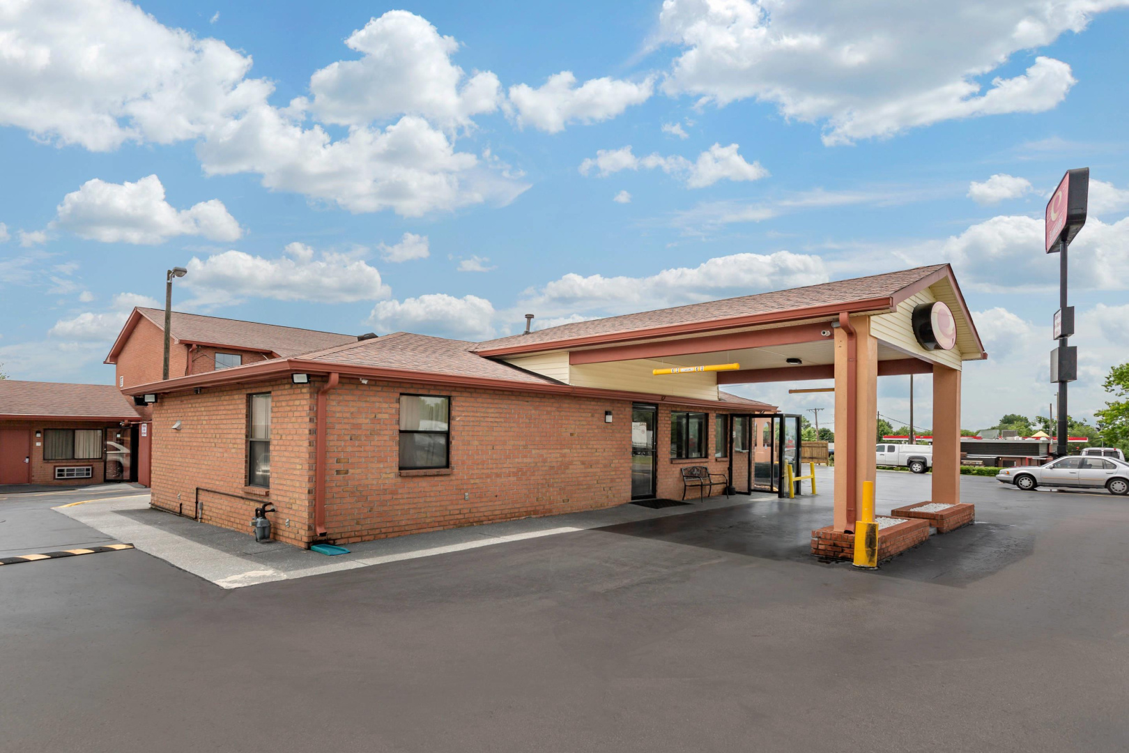Photo - Econo Lodge Nashville North