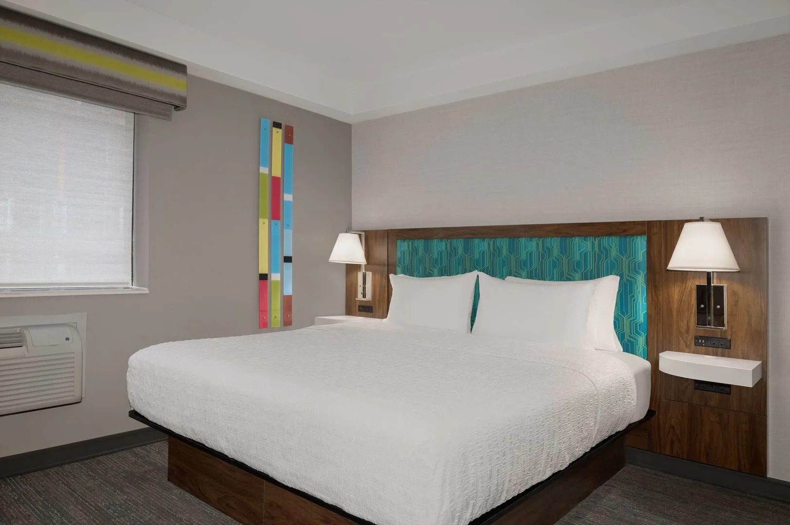 Photo - Hampton Inn & Suites by Hilton Toronto Downtown